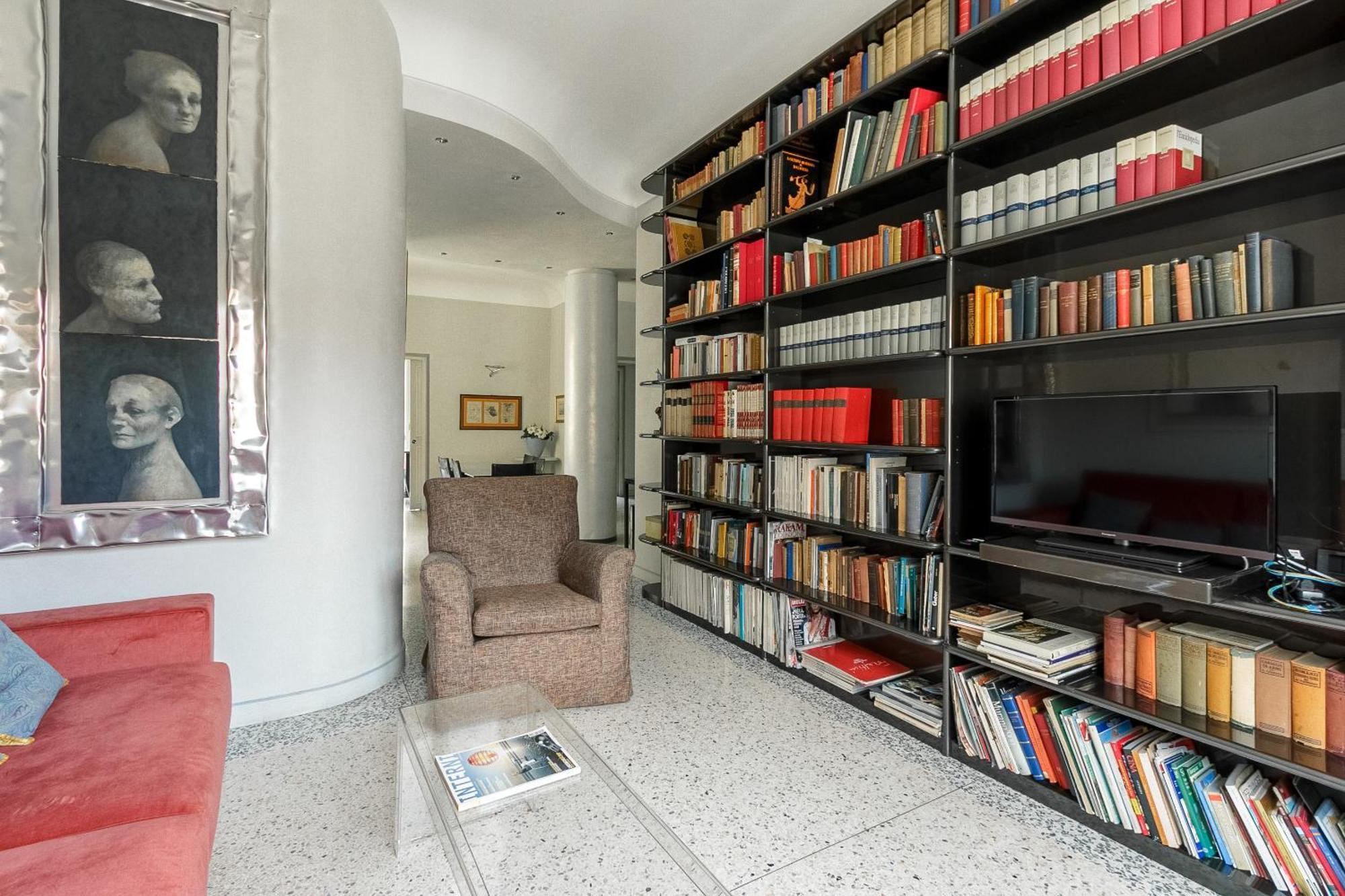 Apartment Duomo - Elegant & Design 1 Bdr By Rentopolis Milan